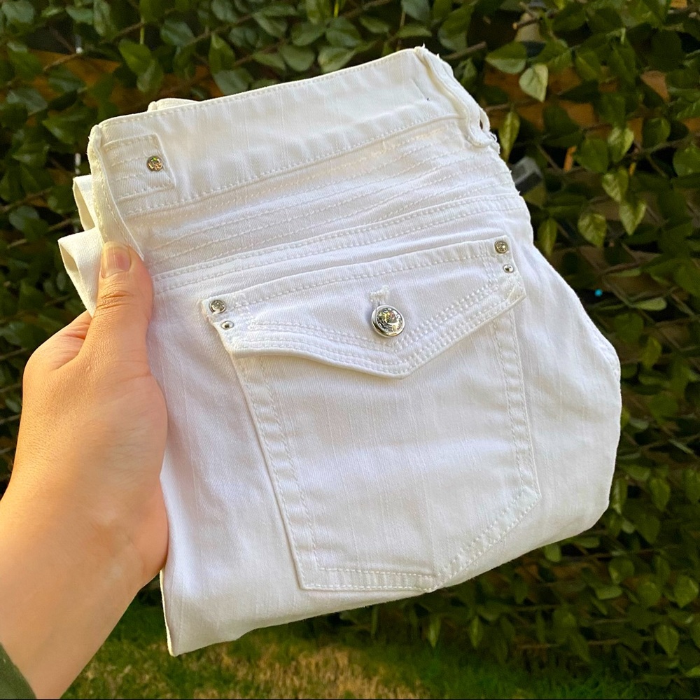 WHBM Bootcut Jeans White DAZZLE Buttons Flap Pckts